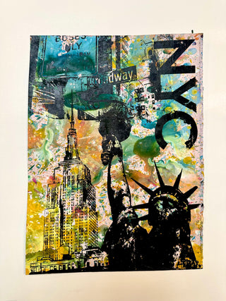 Statue Of Liberty / Broadway Street Sign (medium) 2 - NYC