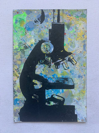 Microscope